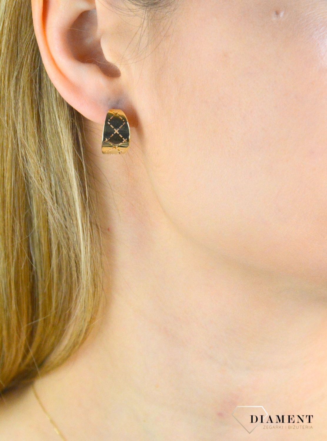 Złote kolczyki damskie 375 zdobione angielskie KL 8811 375.jpg